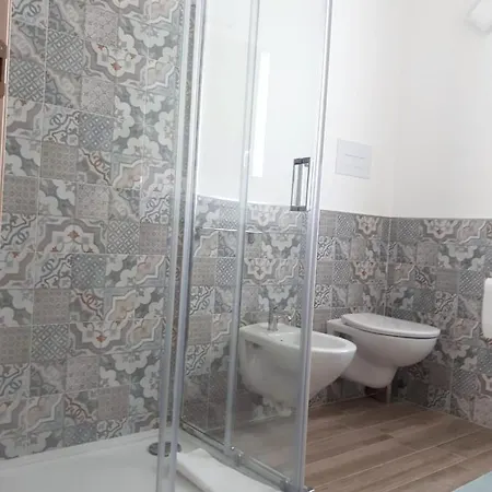 Villa Spacious With Sea And Mountain Views In
