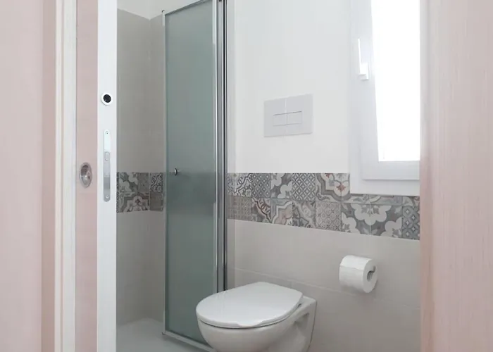 Spacious With Sea And Mountain Views In אלקאמו