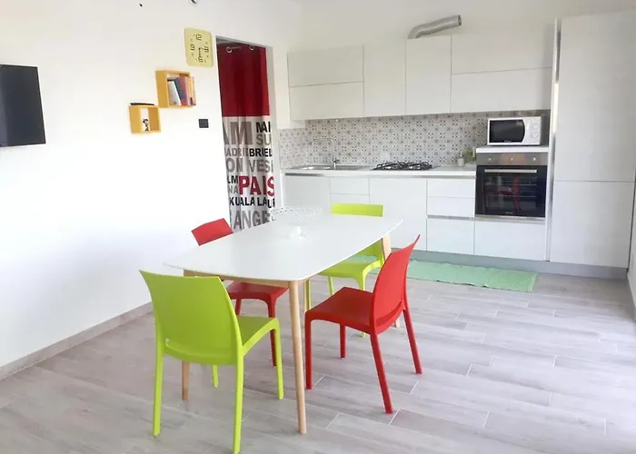 Spacious With Sea And Mountain Views In * אלקאמו