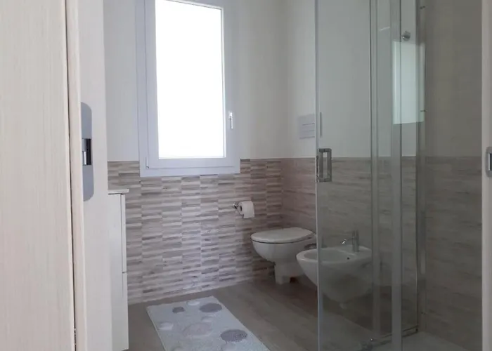 Spacious With Sea And Mountain Views In וילה *