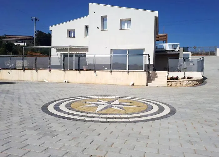 וילה Spacious With Sea And Mountain Views In אלקאמו